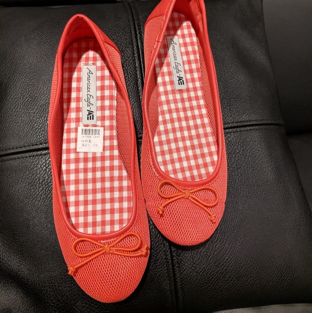 Flat shoes size 8